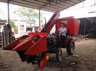 Corn Harvester 4YB-2